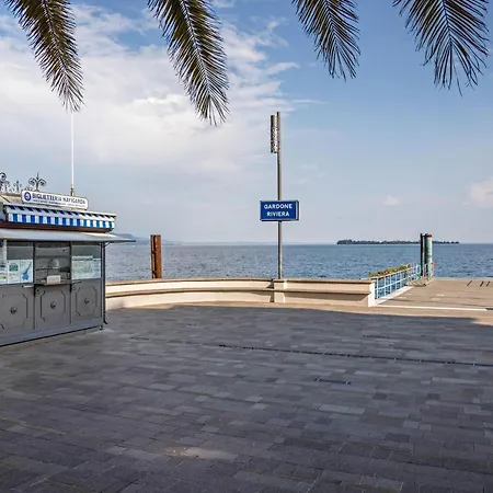 Casa Maia Gardone Riviera